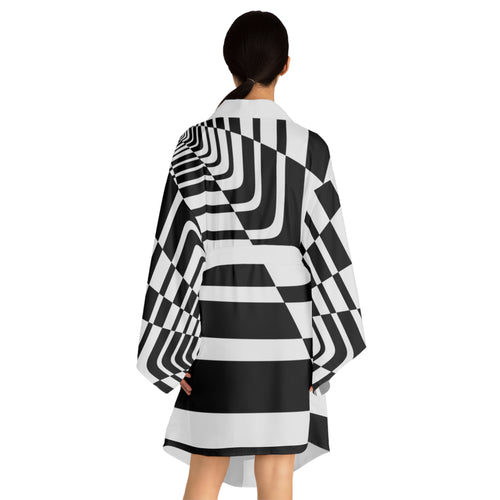 Black and White Long Sleeve Kimono Robe